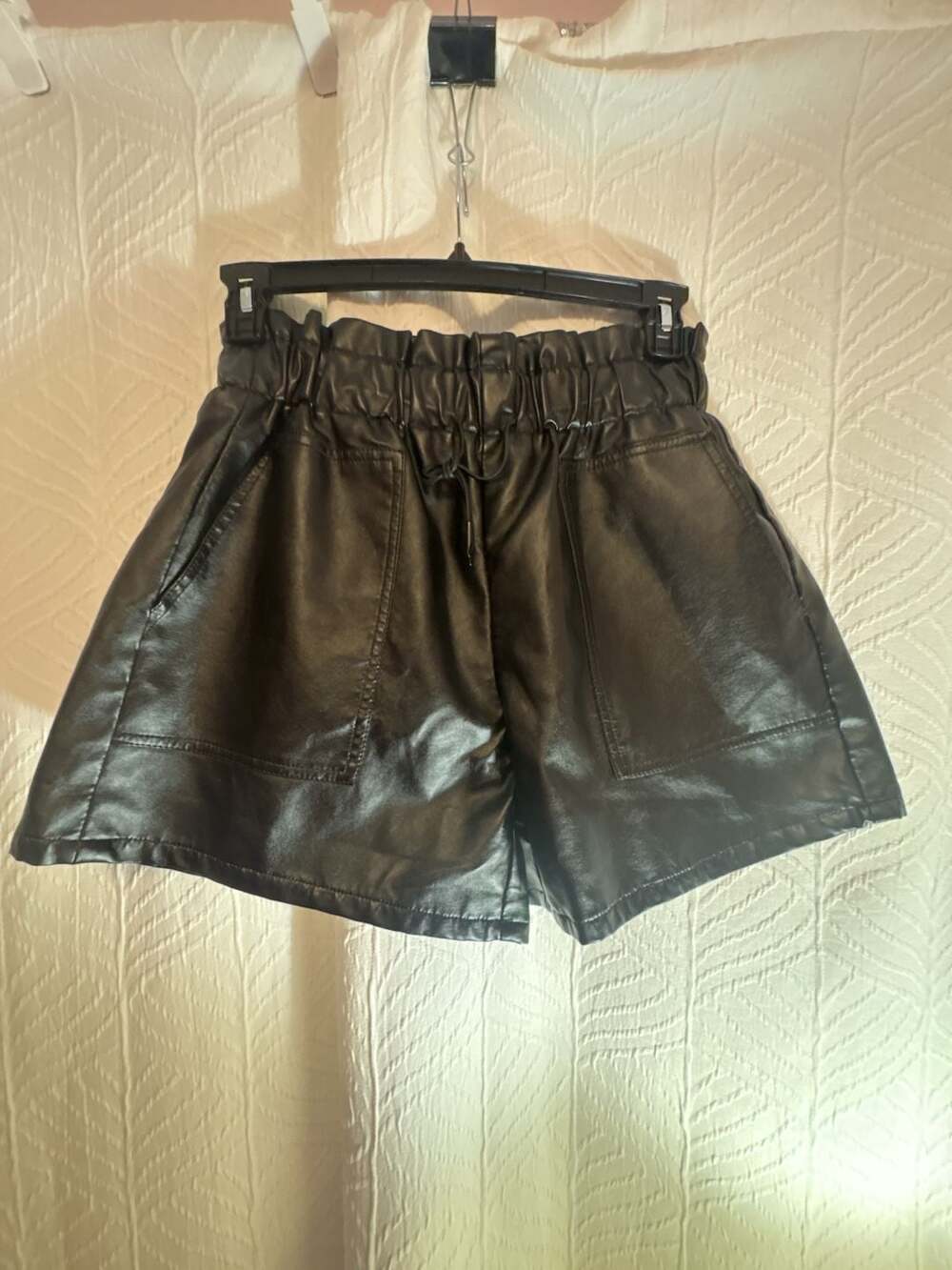 RAMISU Collection Black Faux Leather Paperbag Waist Shorts Size L